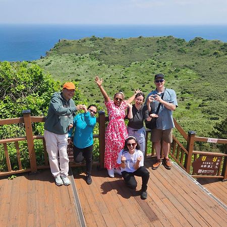 Yesjun Guest House Jeju Exterior photo